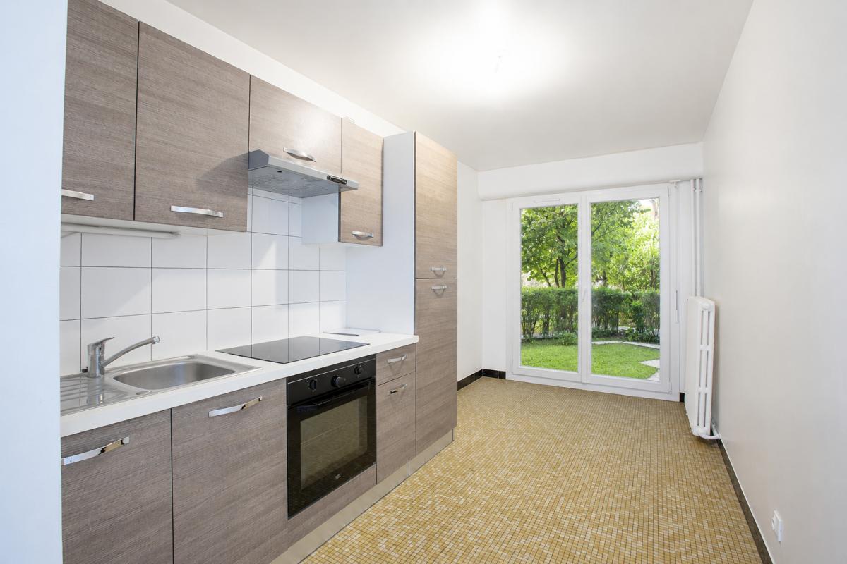 NANTERRE Nanterre-Ville ? Appartement avec jardin, terrasse et potentiel T4 5