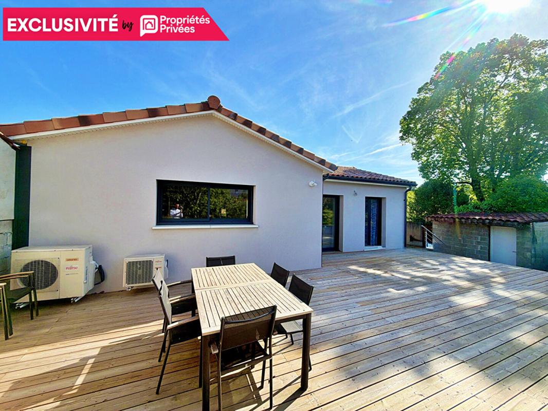 CARBON-BLANC Maison Carbon Blanc 6 pièce(s) 121 m2 garage et jardin 14