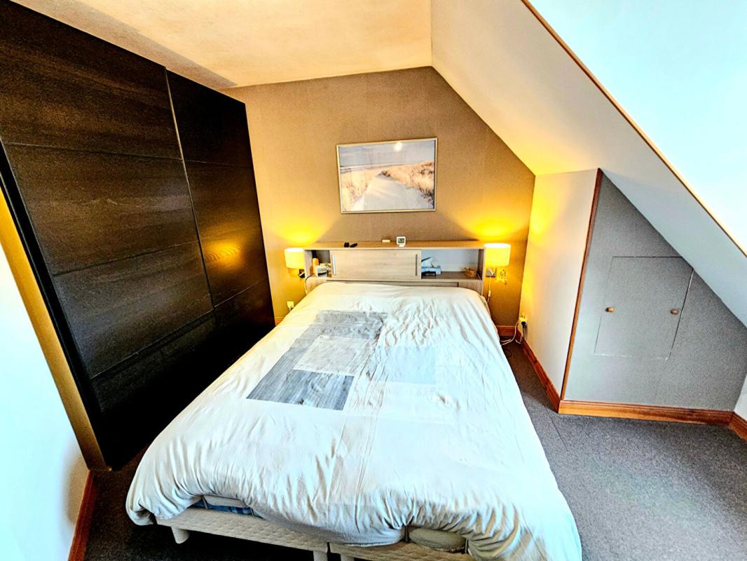 FONTAINE-BELLENGER Fontaine Bellenger - Maison sans travaux de 130 m2 - 4 chambres dont une en rez de chaussée sur  1010 m2 de terrain plat - Prix : 289.000 10