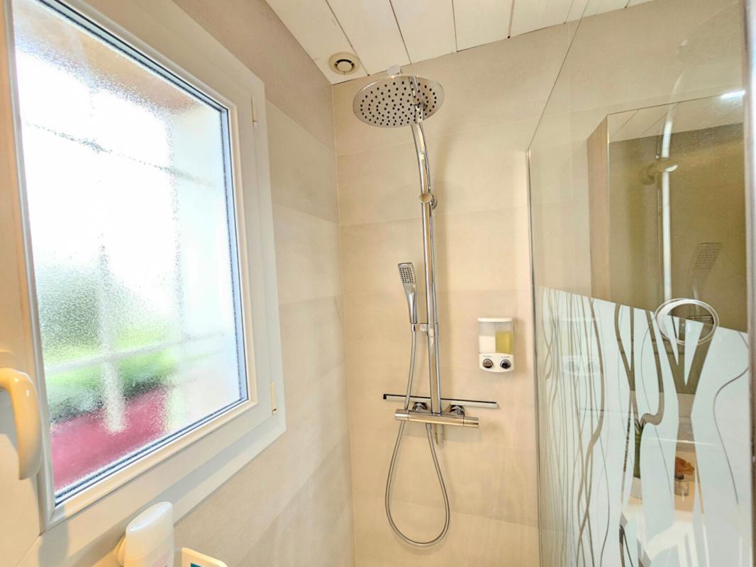 FONTAINE-BELLENGER Fontaine Bellenger - Maison sans travaux de 130 m2 - 4 chambres dont une en rez de chaussée sur  1010 m2 de terrain plat - Prix : 289.000 13