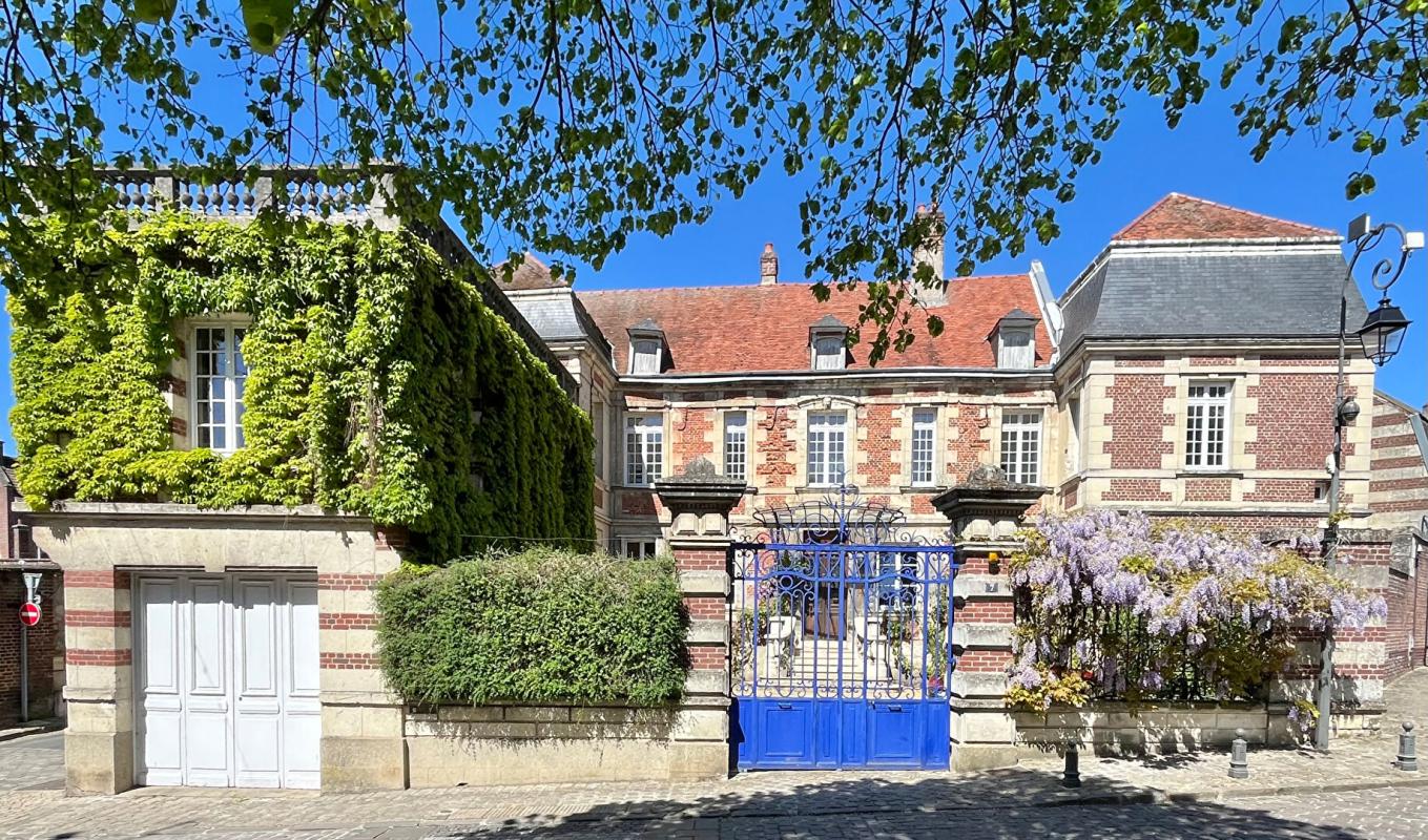 NOYON Maison de Maître :10 pièce(s) 288 m2 - Terrain 959m² 1