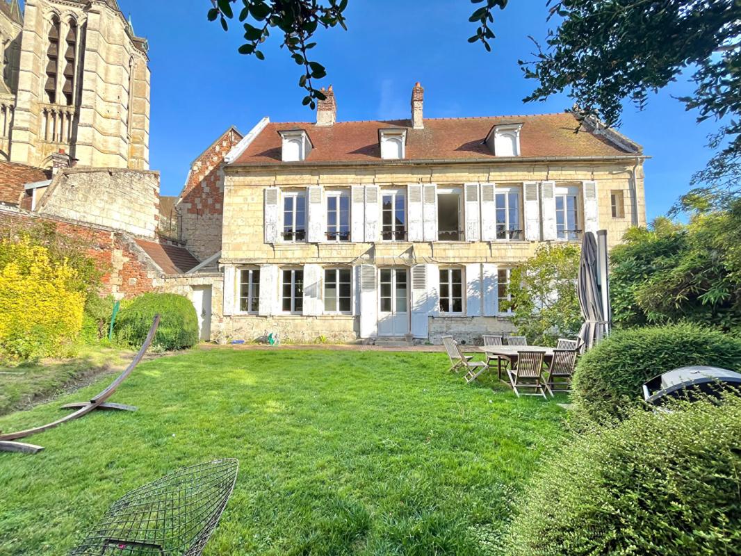 NOYON Maison de Maître :10 pièce(s) 288 m2 - Terrain 959m² 4