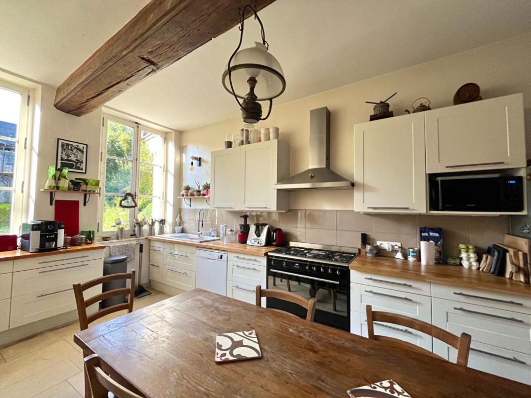 NOYON Maison de Maître :10 pièce(s) 288 m2 - Terrain 959m² 7