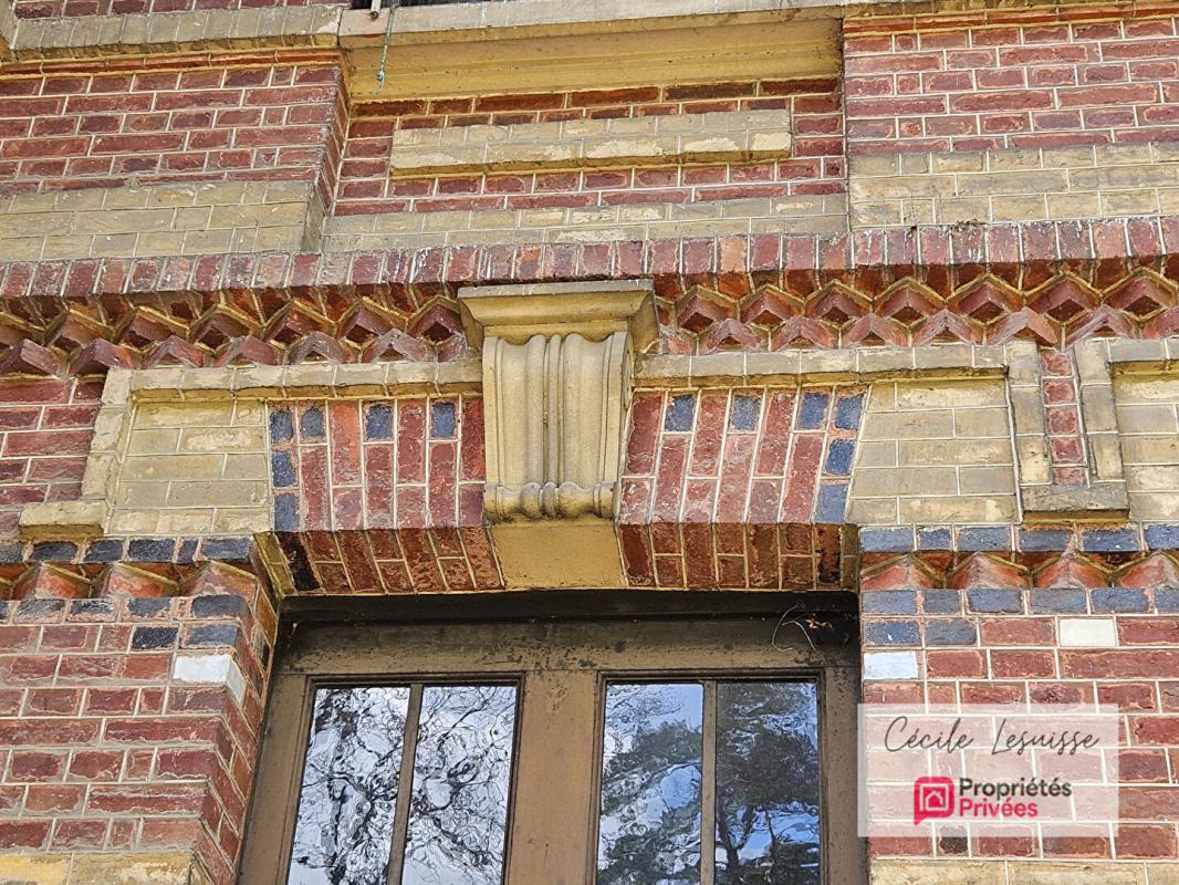 LILLEBONNE Demeure historique au coeur de Lillebonne 10