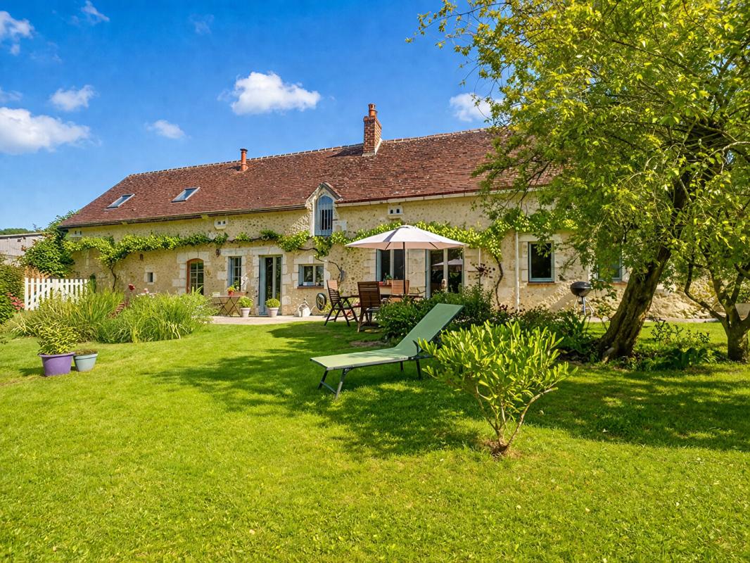 REMALARD Longère de charme au coeur du Perche - 4 chambres, jardin arboré et rivière 1