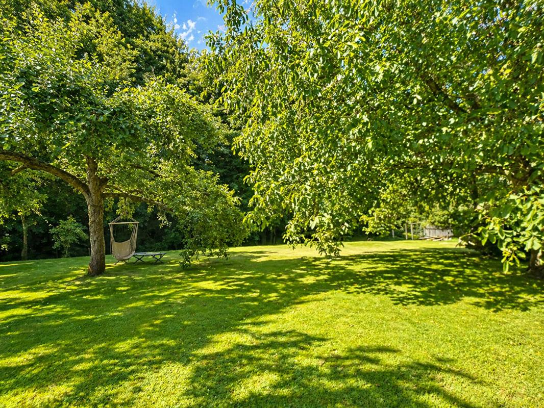 REMALARD Longère de charme au coeur du Perche - 4 chambres, jardin arboré et rivière 12