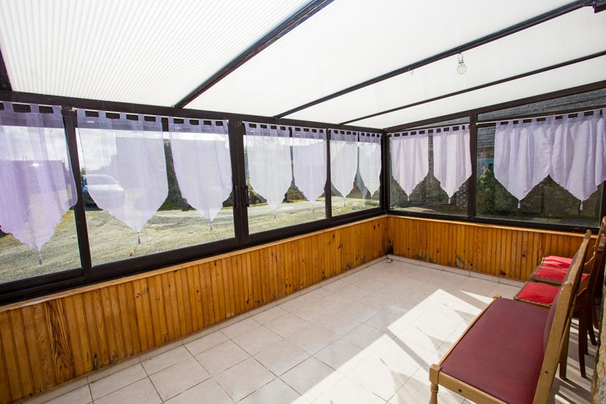 PLEUMEUR-GAUTIER Corps de ferme en pierre à Pleumeur-Gautier , 4 ch potentielles ,Dépendances , 14 912 m² ,Proche plages (Côtes-d'Armor) 12