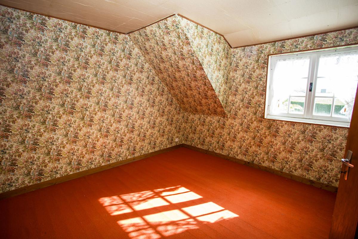 PLEUMEUR-GAUTIER Corps de ferme en pierre à Pleumeur-Gautier , 4 ch potentielles ,Dépendances , 14 912 m² ,Proche plages (Côtes-d'Armor) 15