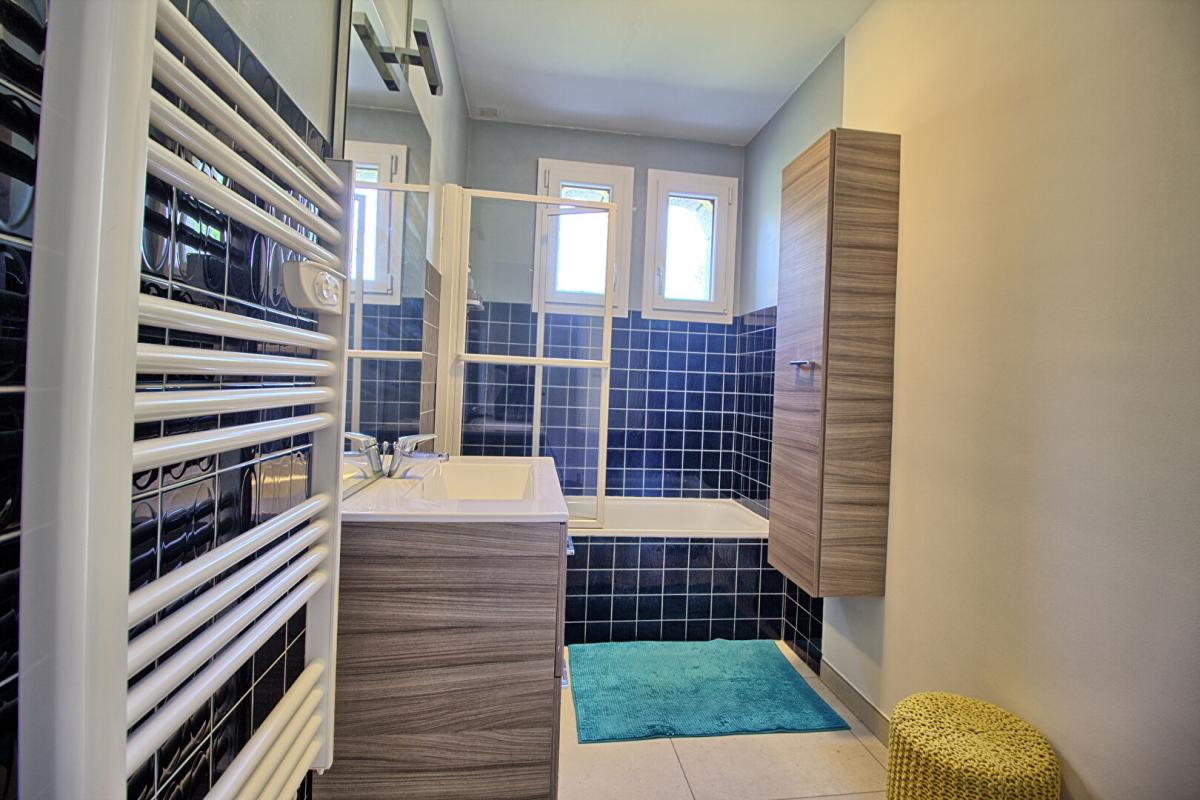 BEAUCOUZE Maison Saint Leger De Linieres 116 m2 terrain constructible artisans 7