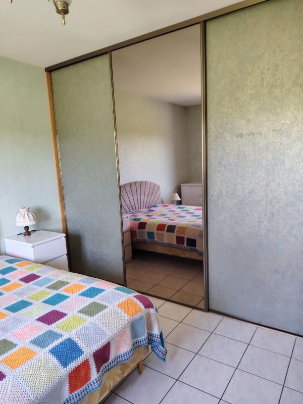 LES ABRETS EN DAUPHINé Maison Les Abrets En Dauphine 6 pièce(s) 200 m2 12