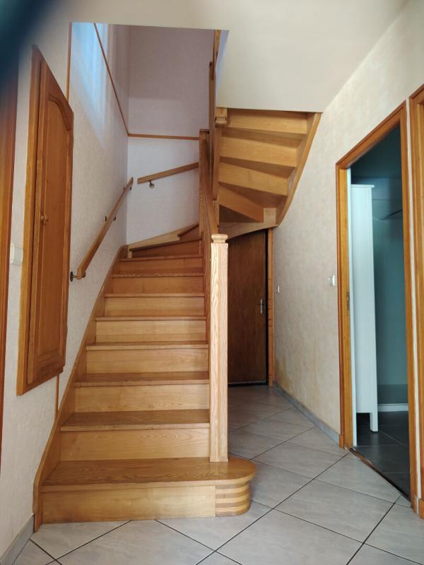 LES ABRETS EN DAUPHINé Maison Les Abrets En Dauphine 6 pièce(s) 200 m2 9