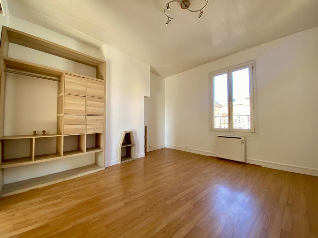 LE HAVRE T2 lumineux, entièrement rénové, quartier Massillon, centre-ville 1