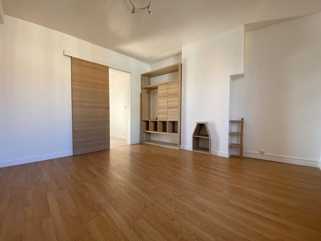 LE HAVRE T2 lumineux, entièrement rénové, quartier Massillon, centre-ville 6