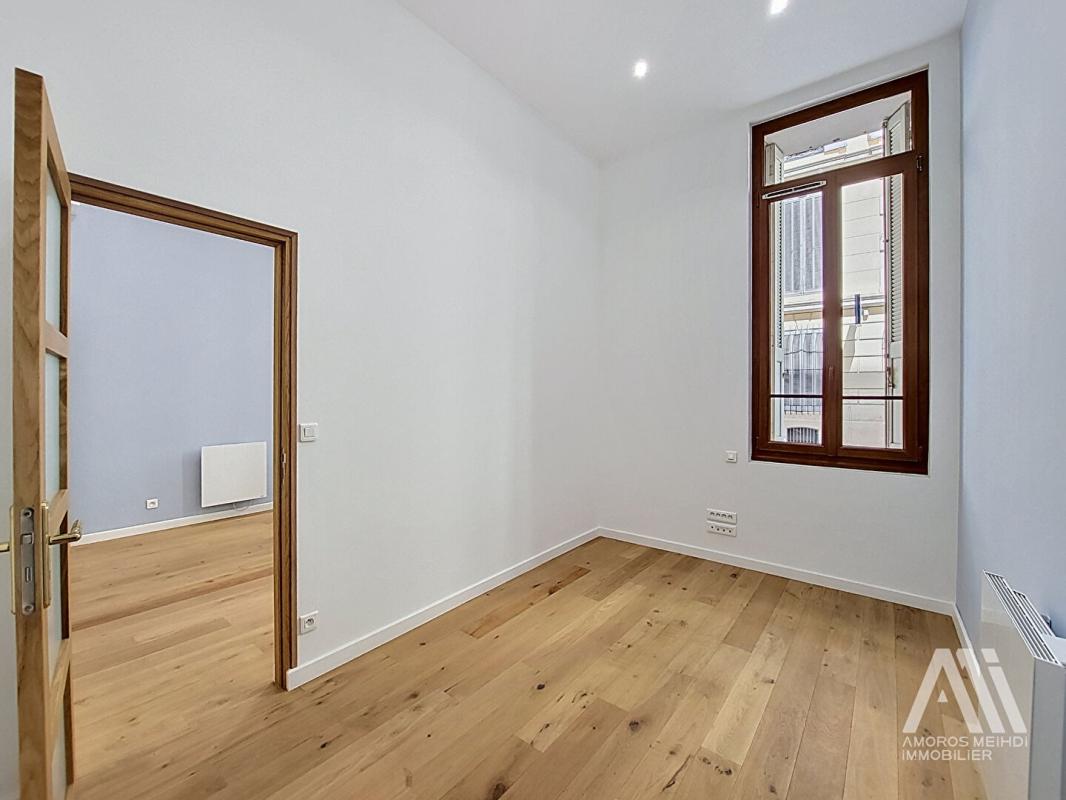 TOULON Appartement T4 à Toulon - Haute ville 15