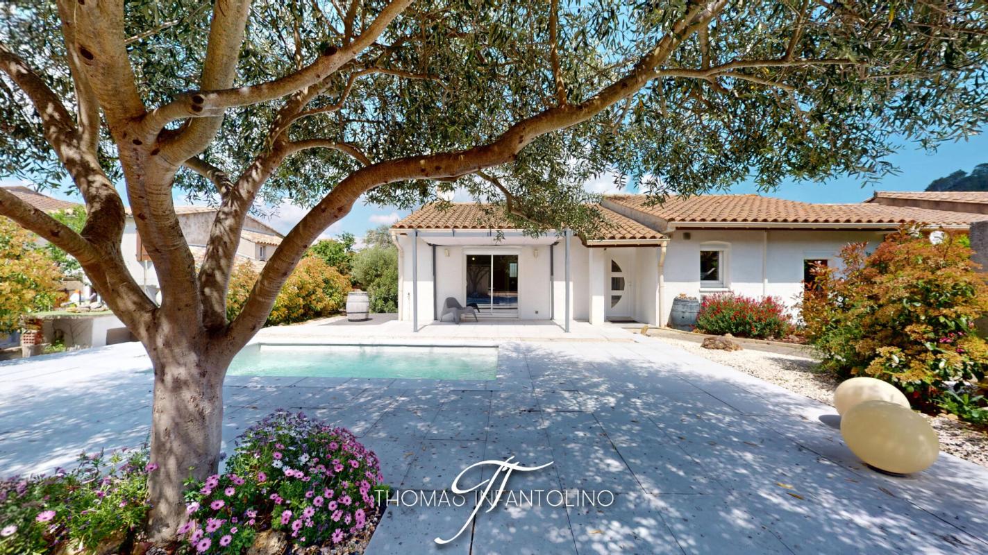 LAGRASSE EN EXCLUSIVITE - PLAIN PIED - 3 CHAMBRES - CLIMATISATION GAINABLE - PISCINE - GARAGE 1