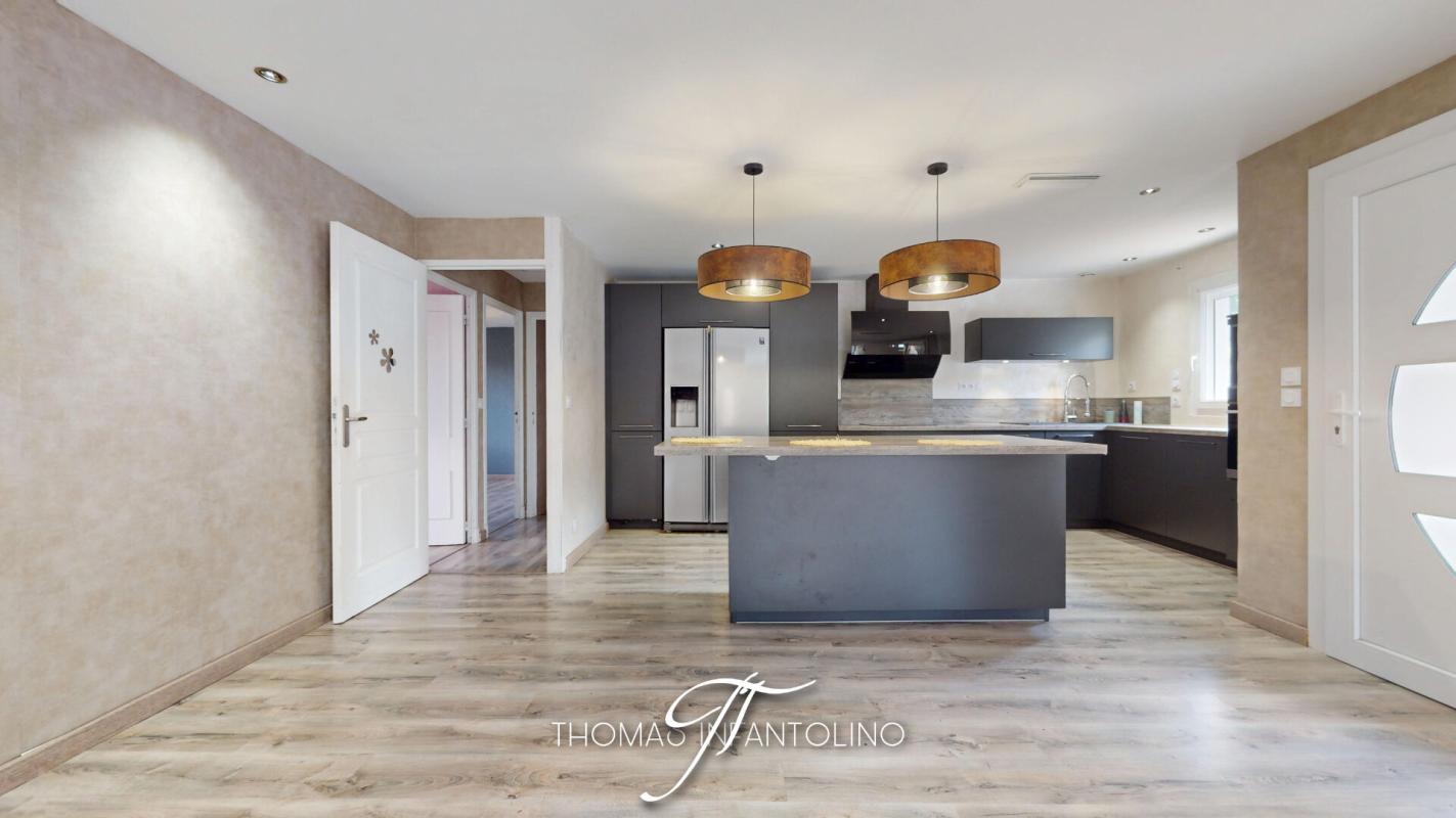 LAGRASSE EN EXCLUSIVITE - PLAIN PIED - 3 CHAMBRES - CLIMATISATION GAINABLE - PISCINE - GARAGE 5