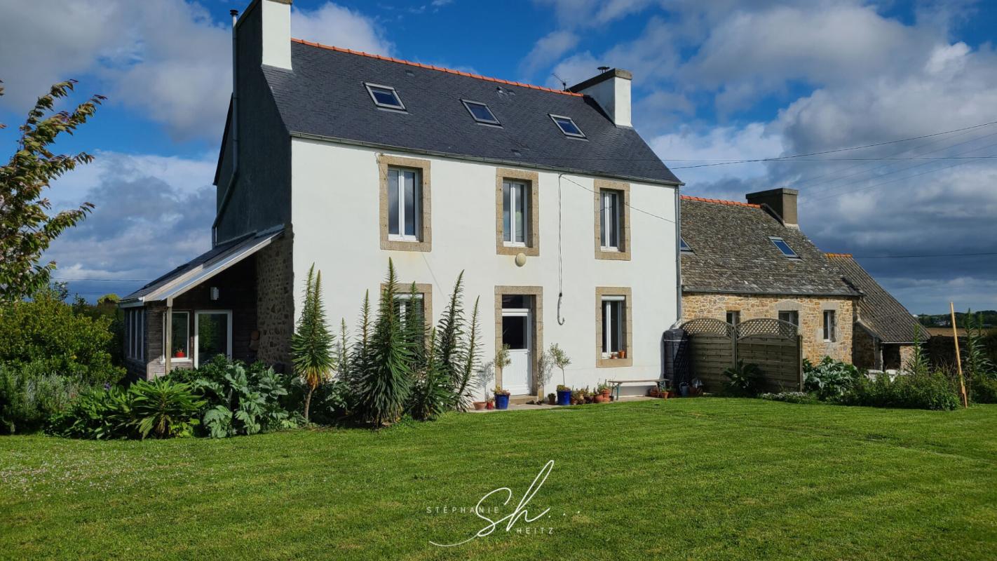 PLOUGASNOU Maison Plougasnou 6 pièce(s) 110 m2 1