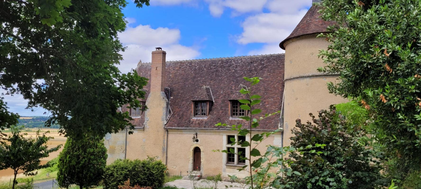 LAVARDIN Magnifique manoir renaissance 1