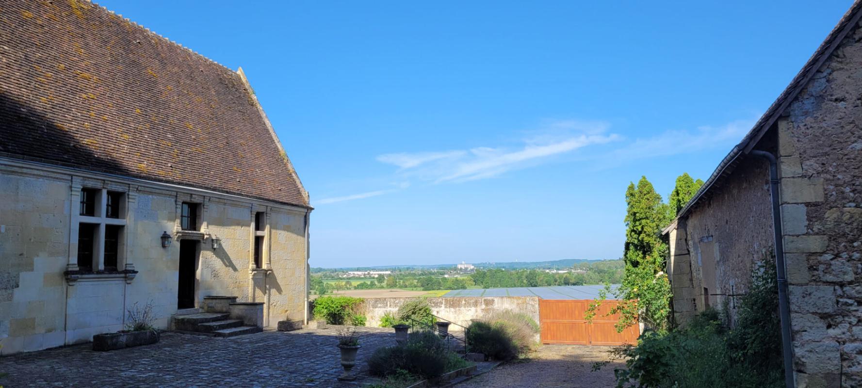LAVARDIN Magnifique manoir renaissance 12