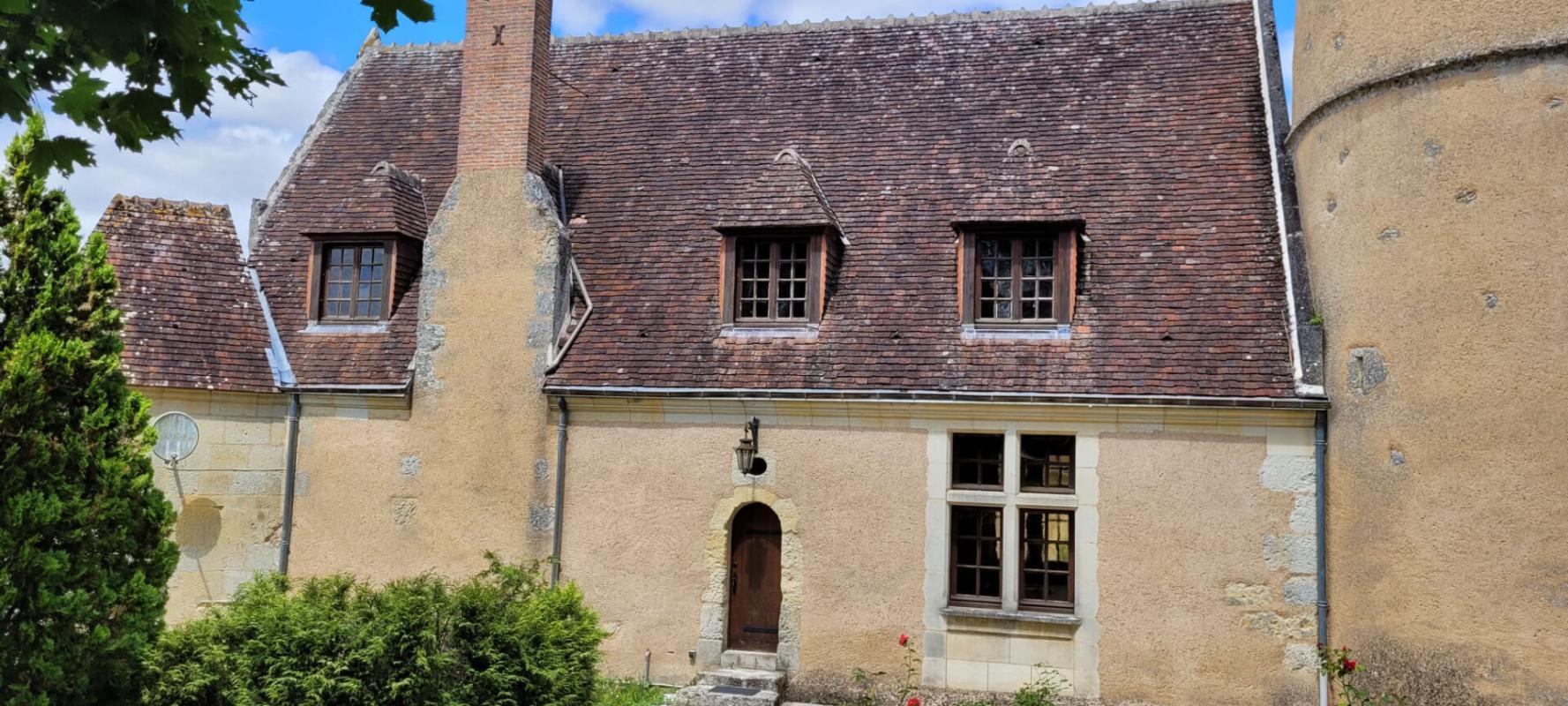 LAVARDIN Magnifique manoir renaissance 3