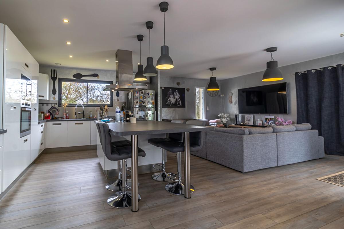 GRACAY Maison Genouilly 7 pièce(s) 162.2 m2 8