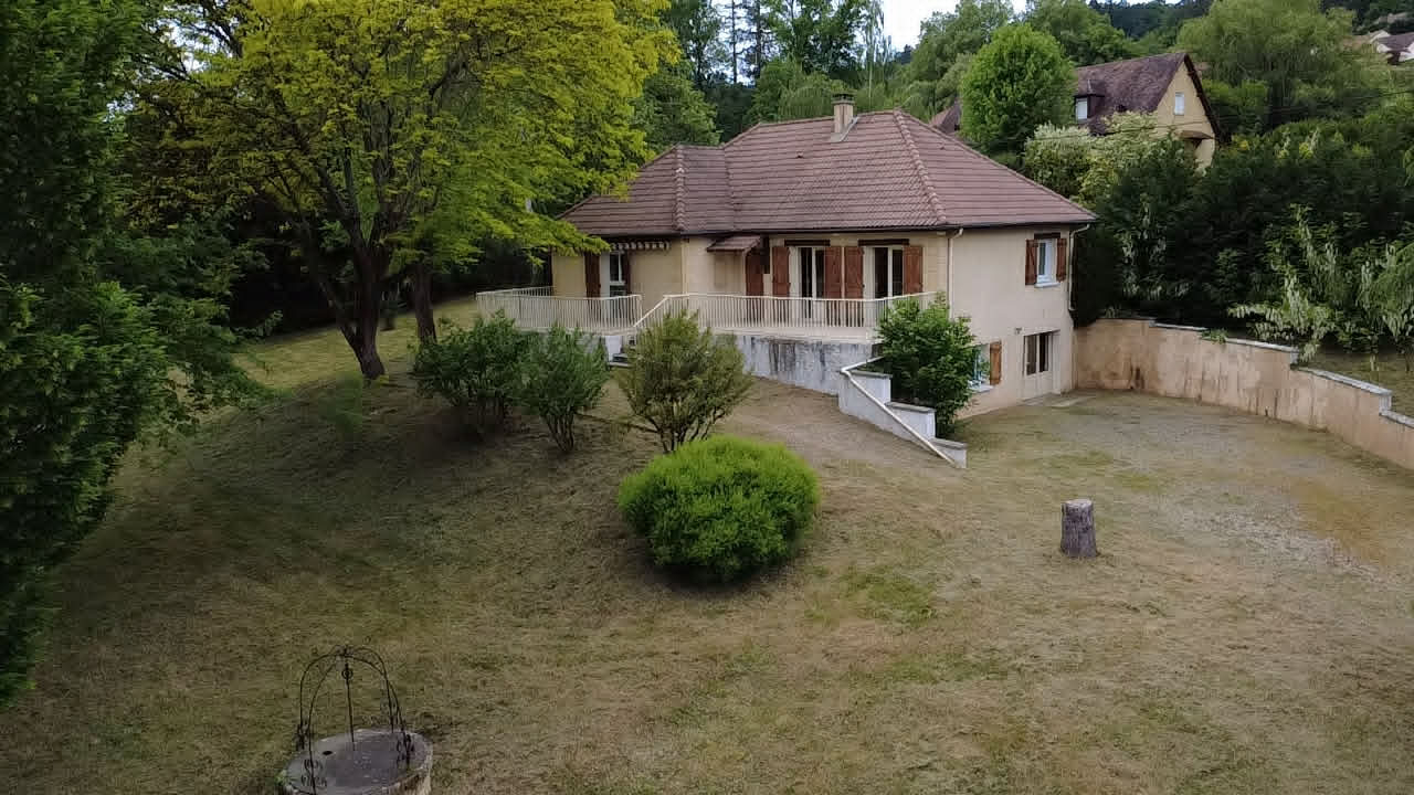 CUBLAC Maison Cublac 4 chambres avec parc arboré clos 17