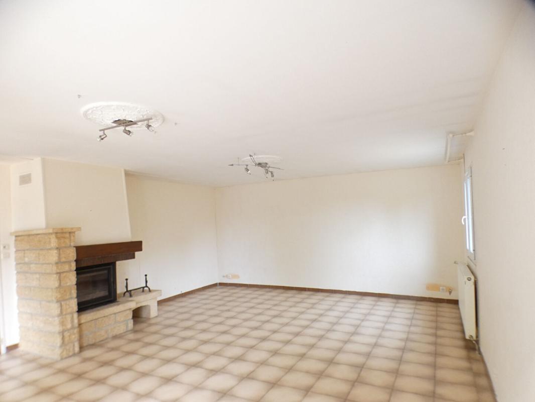 CUBLAC Maison Cublac 4 chambres avec parc arboré clos 6