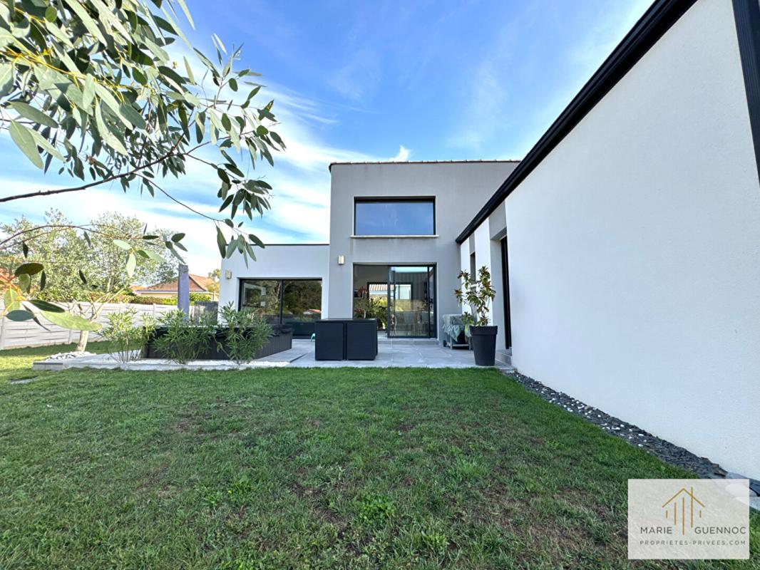 BASSE-GOULAINE Élégante maison contemporaine Basse-Goulaine 11
