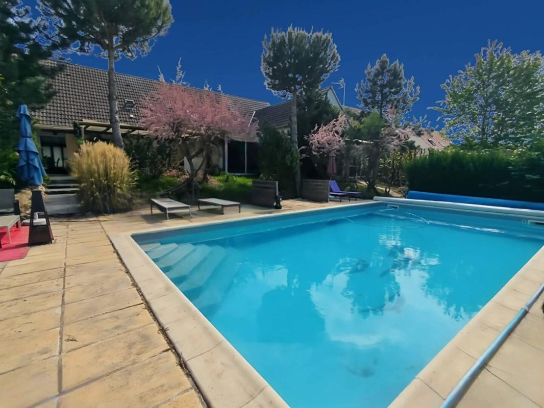 MAREUIL-SUR-OURCQ Demeure de prestige 9 pièce(s) 250 m2 16
