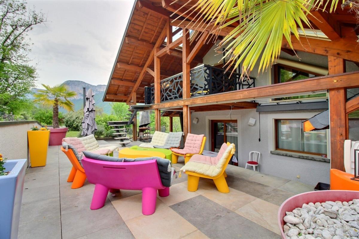 CURIENNE Grande maison familiale à  Curienne, 208 m2  sur parcelle de 1600m² 2