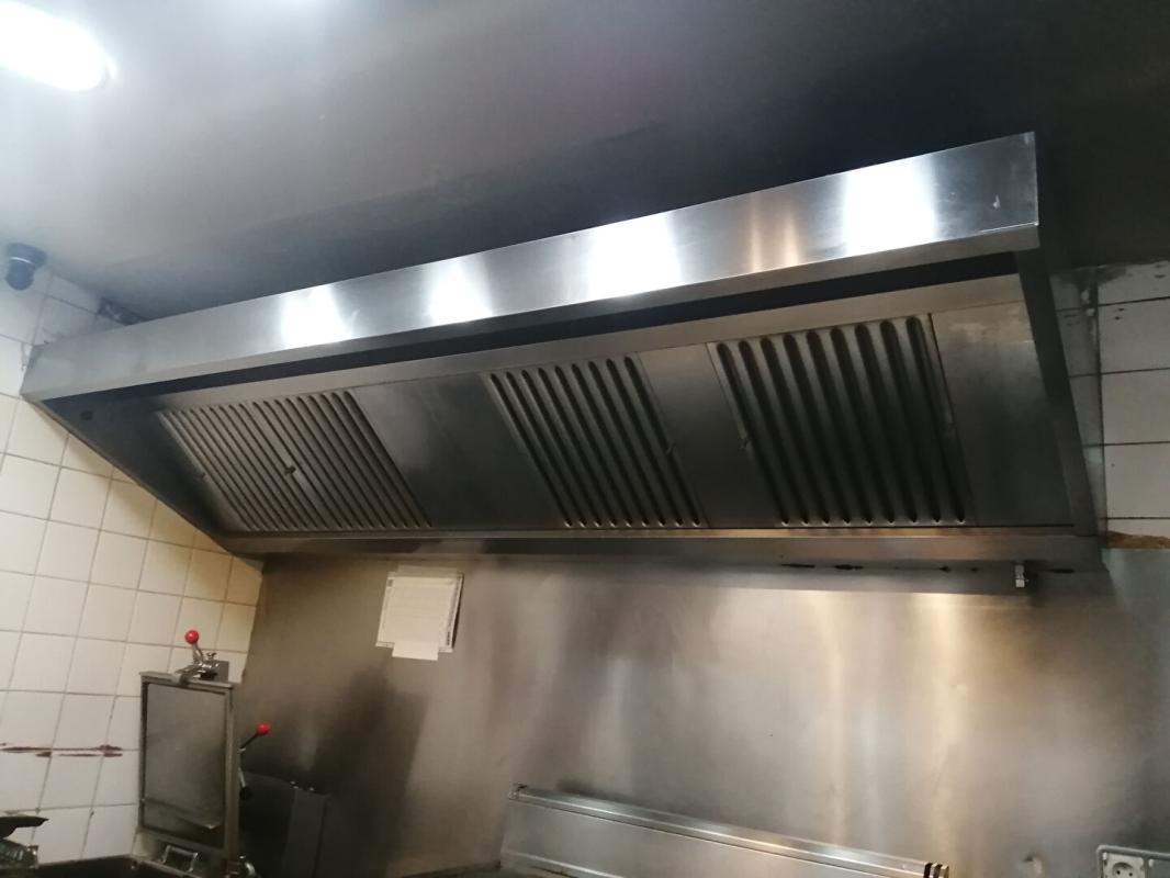 MONTREUIL 93100 MONTREUIL : LOCAL COMMERCIAL POUR RESTAURATION - 55 M²  - 30 COUVERTS, TERRASSE 38 PLACES 6