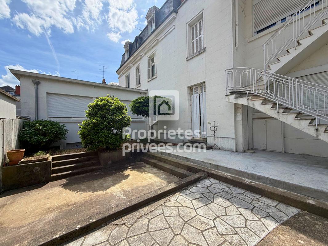 TOURS T2 + LOCAL À VENDRE QUARTIER DES PRÉBENDES À TOURS IDÉAL INVESTISSEUR 8