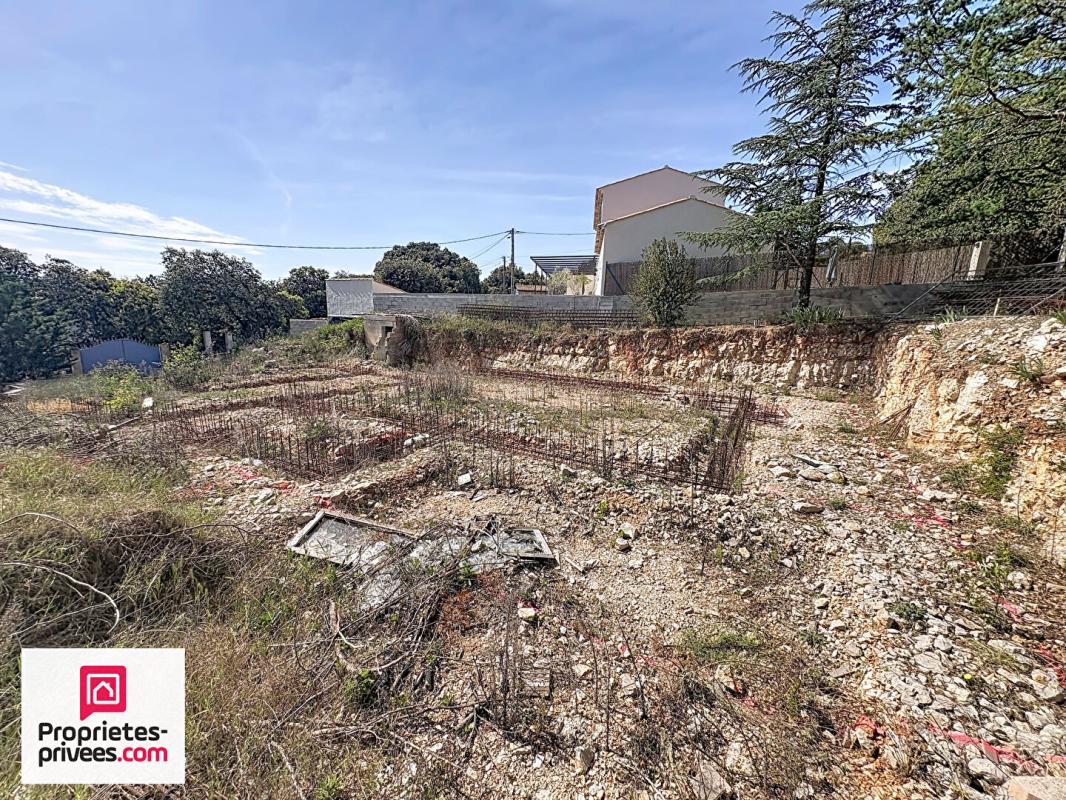 GINASSERVIS Terrain à bâtir 636 m²  viabilisé avec PC 3