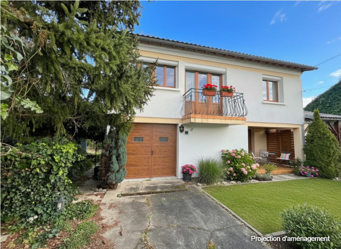 AIGUEPERSE Maison avec jardin, garage et terrain constructible 1