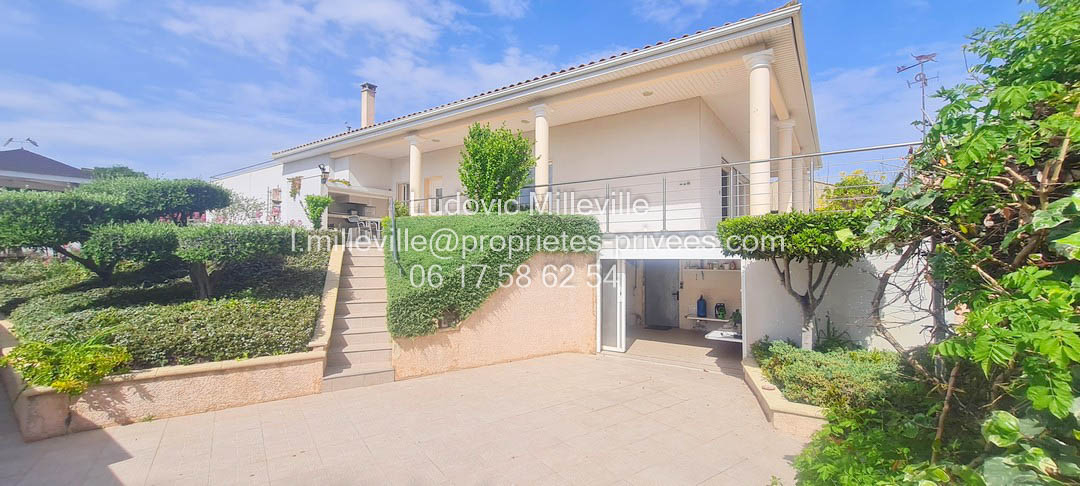 MAGALAS Jolie villa de 156m² avec grand  garage/piscine sur jardin paysager de 1161m² 1