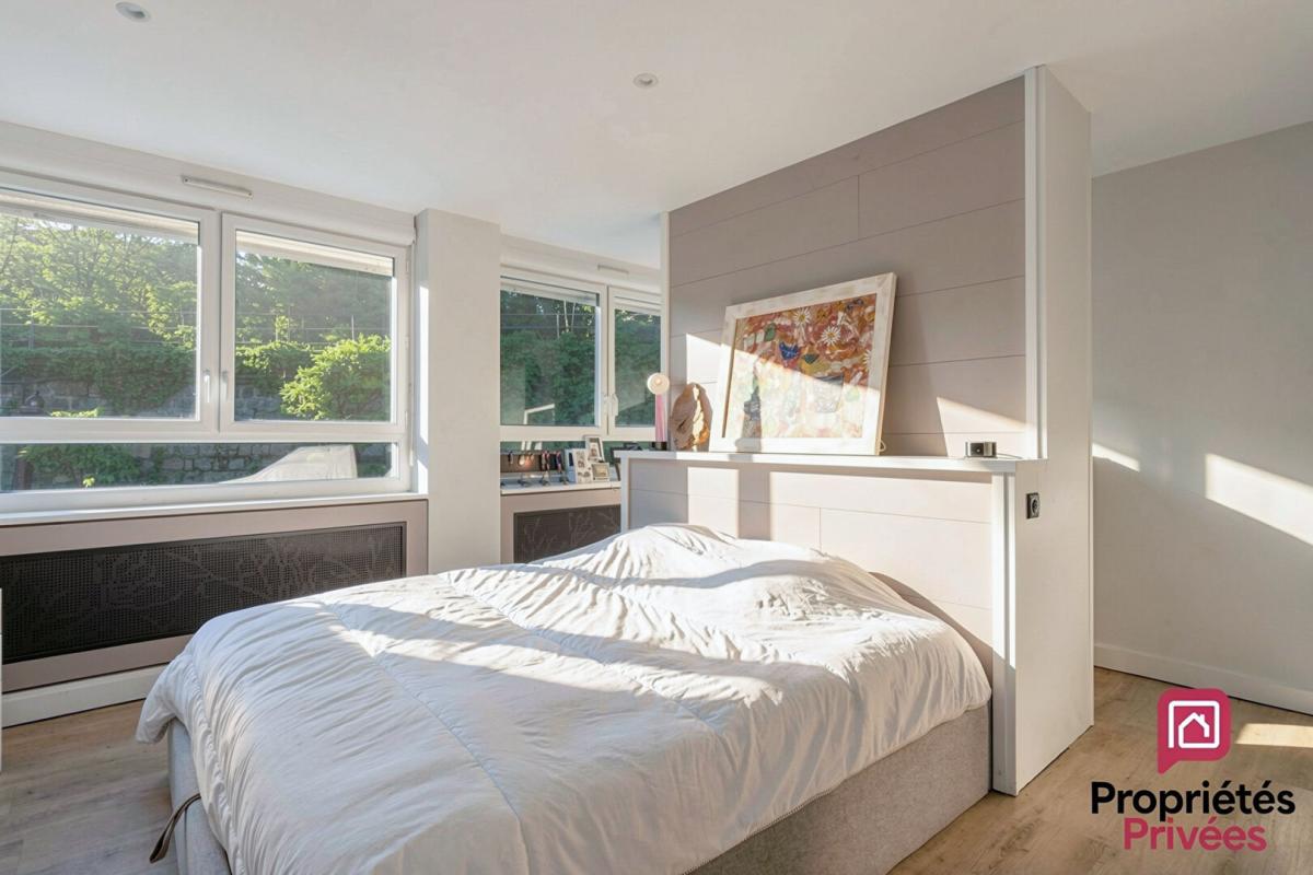 SAINTE-FOY-LES-LYON Magnifique T3 86 m2 lumineux - Calme absolu  - St Foy les Lyon 10