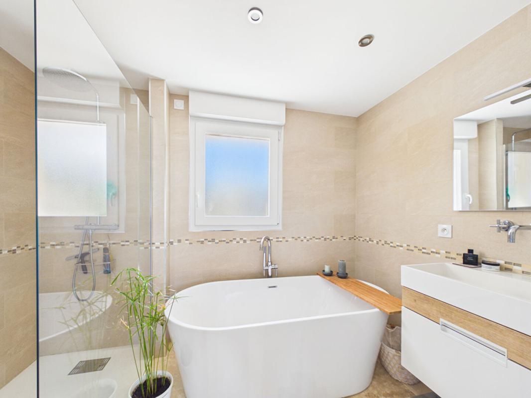 MIGNALOUX-BEAUVOIR Maison Mignaloux Beauvoir 4 pièce(s) 124 m2 8