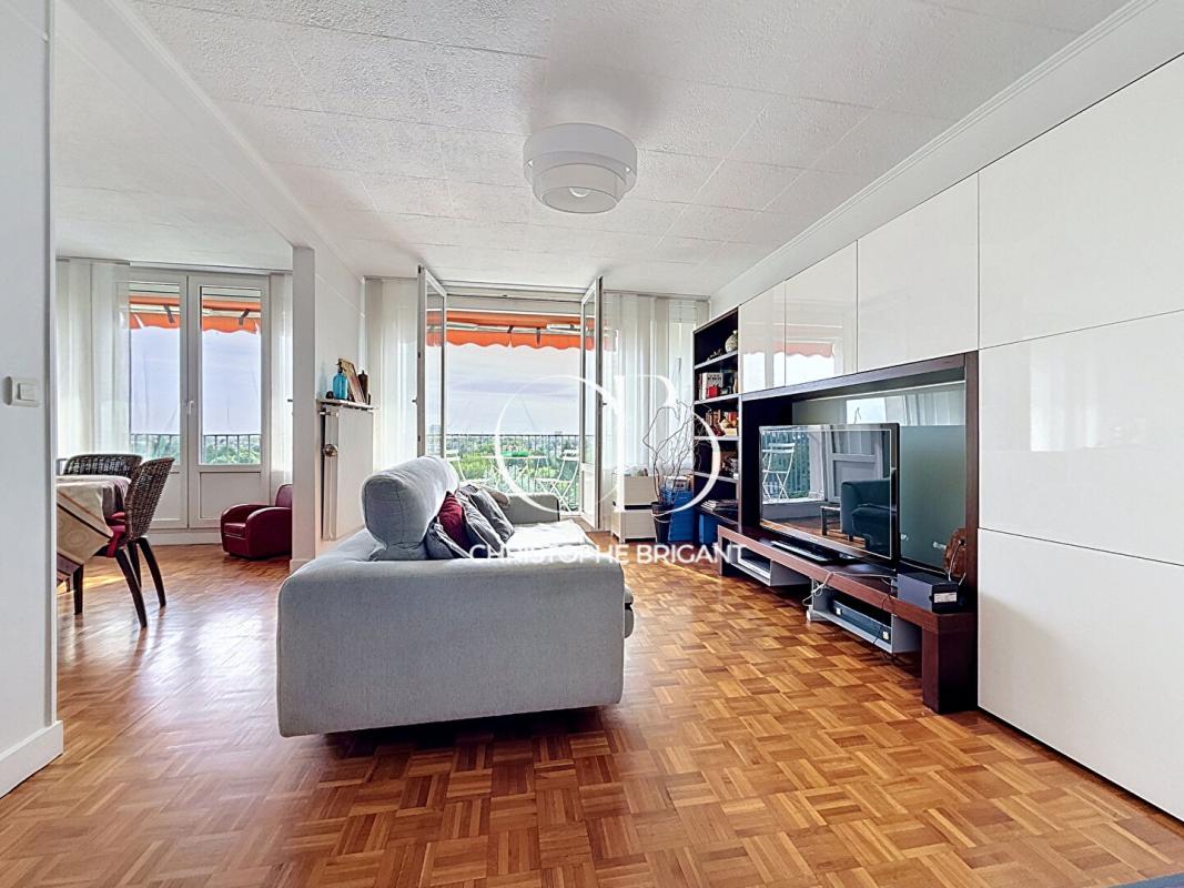 VITRY-SUR-SEINE Appartement  4 pièce(s) 75 m² avec Balcon et box 1