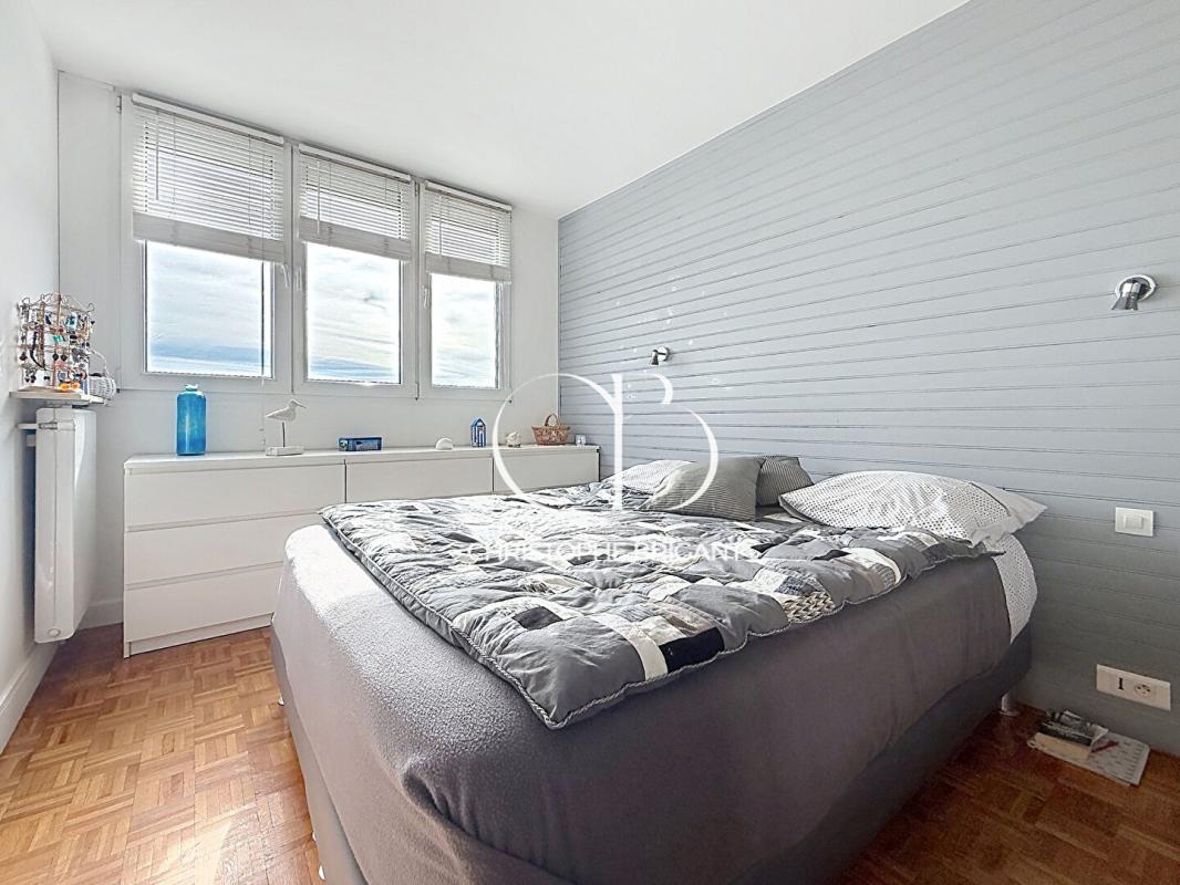 VITRY-SUR-SEINE Appartement  4 pièce(s) 75 m² avec Balcon et box 7