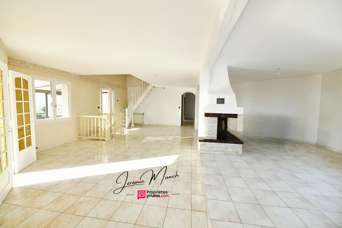 SIX-FOURS-LES-PLAGES Villa de luxe, vue mer, 285M² -- côte d'azur. FRANCE 6