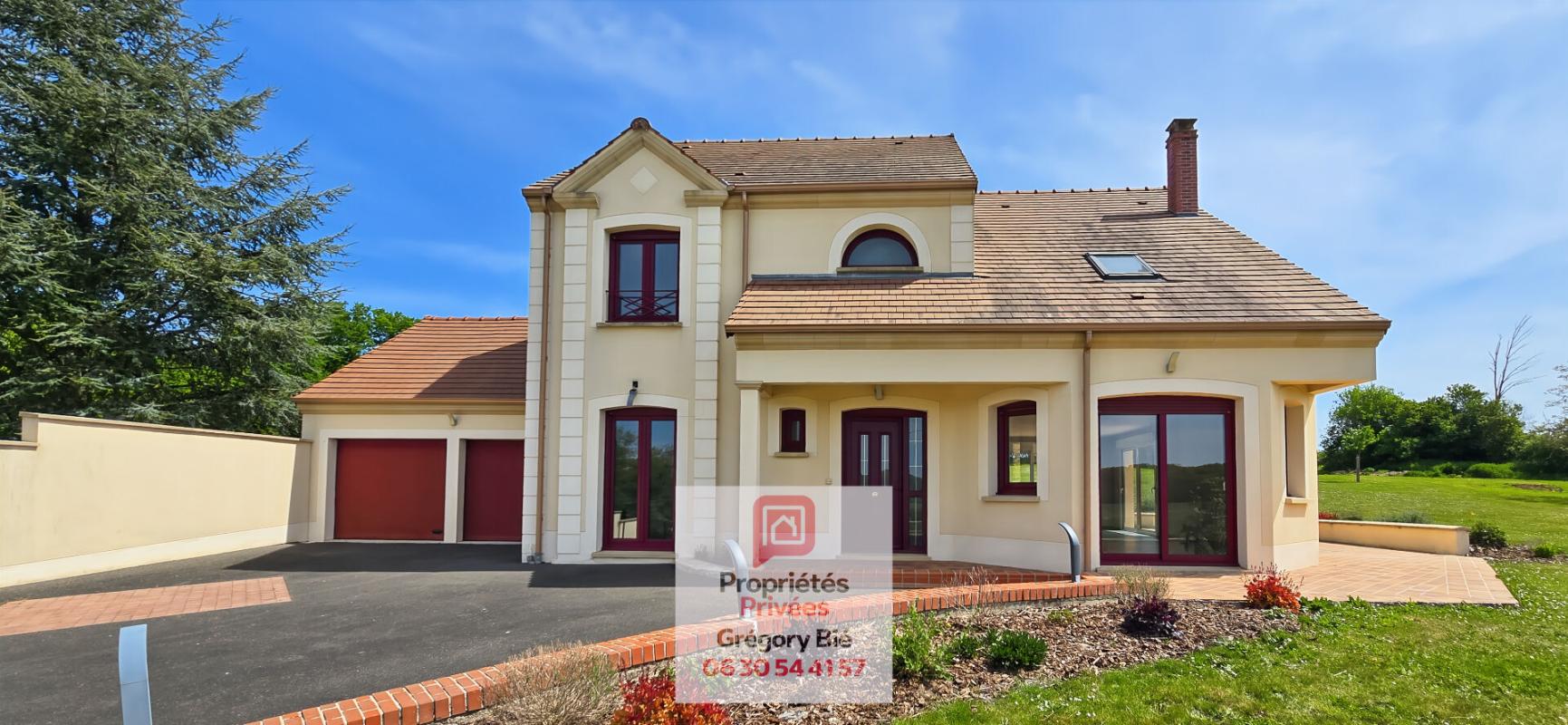 VILLENEUVE-LE-COMTE Maison récente7 pièce(s) 160 m2 1