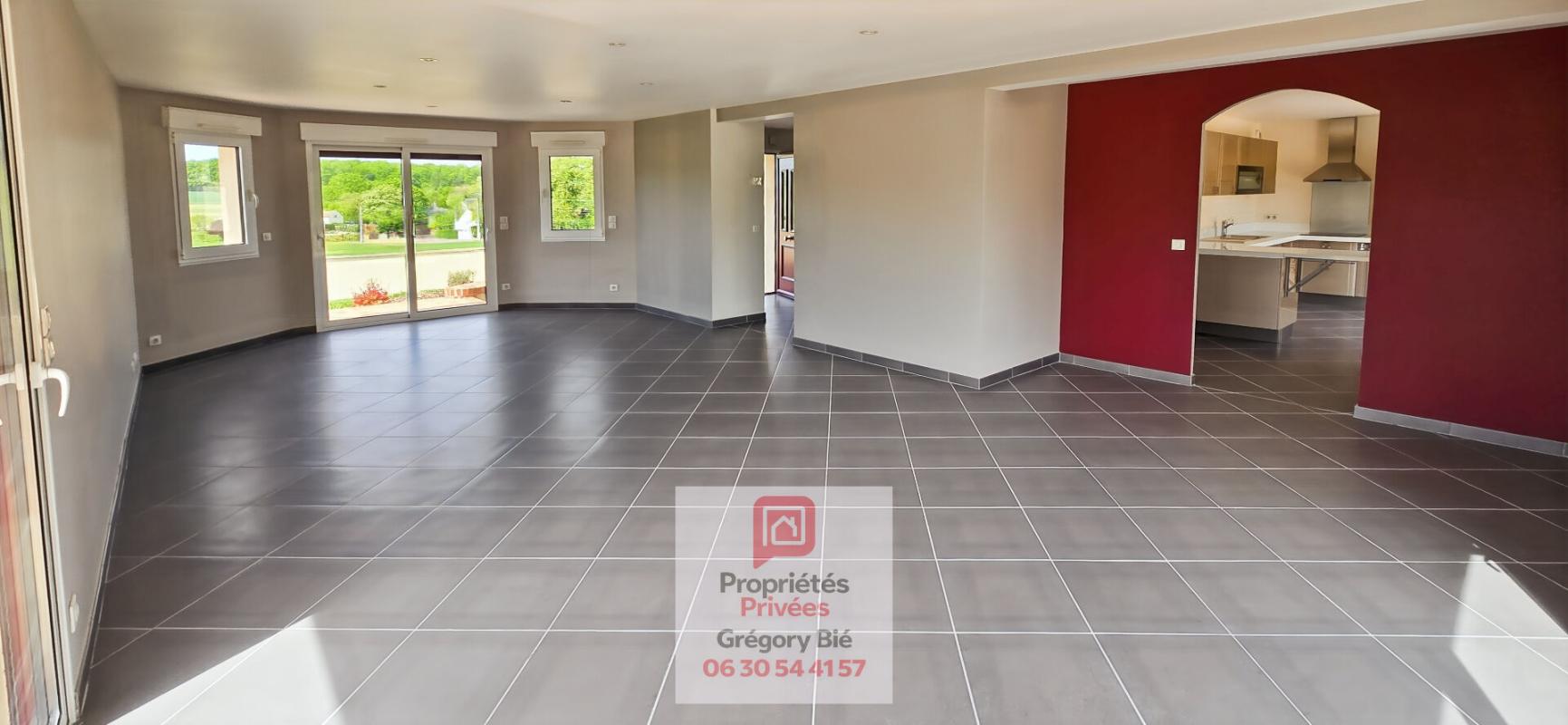 VILLENEUVE-LE-COMTE Maison récente7 pièce(s) 160 m2 8