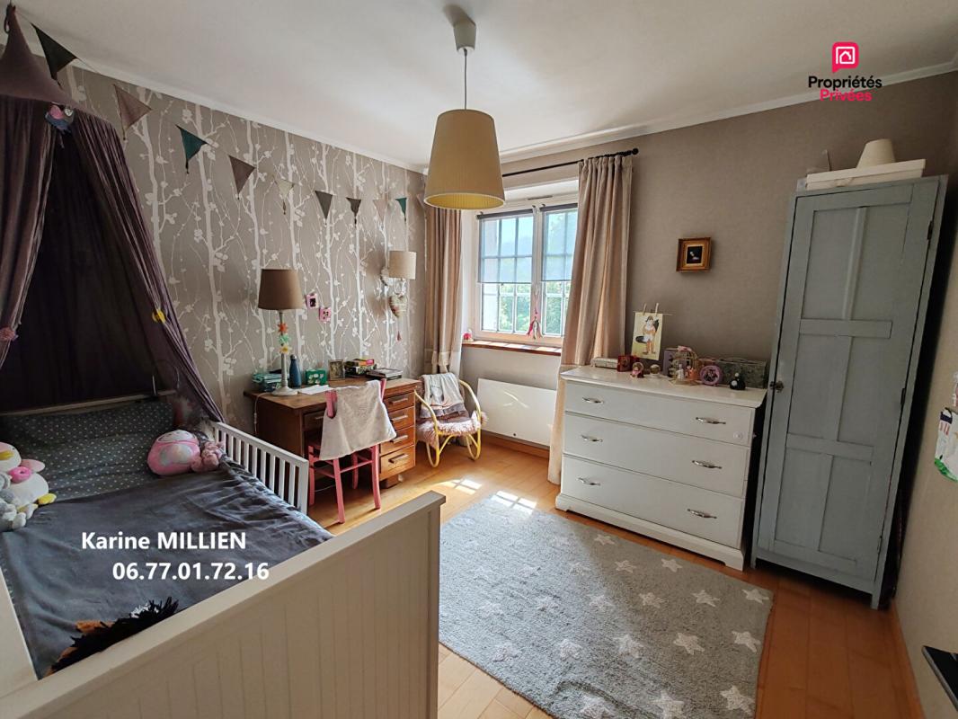 DREUX DREUX 28100 Maison individuelle - 1 étage - 5 chambres - Dépendance aménagée - Double garage - Terrain - 547000  HAI 12