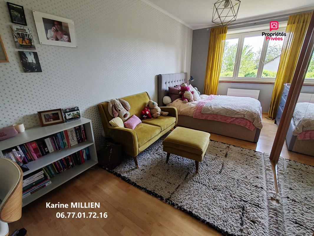 DREUX DREUX 28100 Maison individuelle - 1 étage - 5 chambres - Dépendance aménagée - Double garage - Terrain - 547000  HAI 15