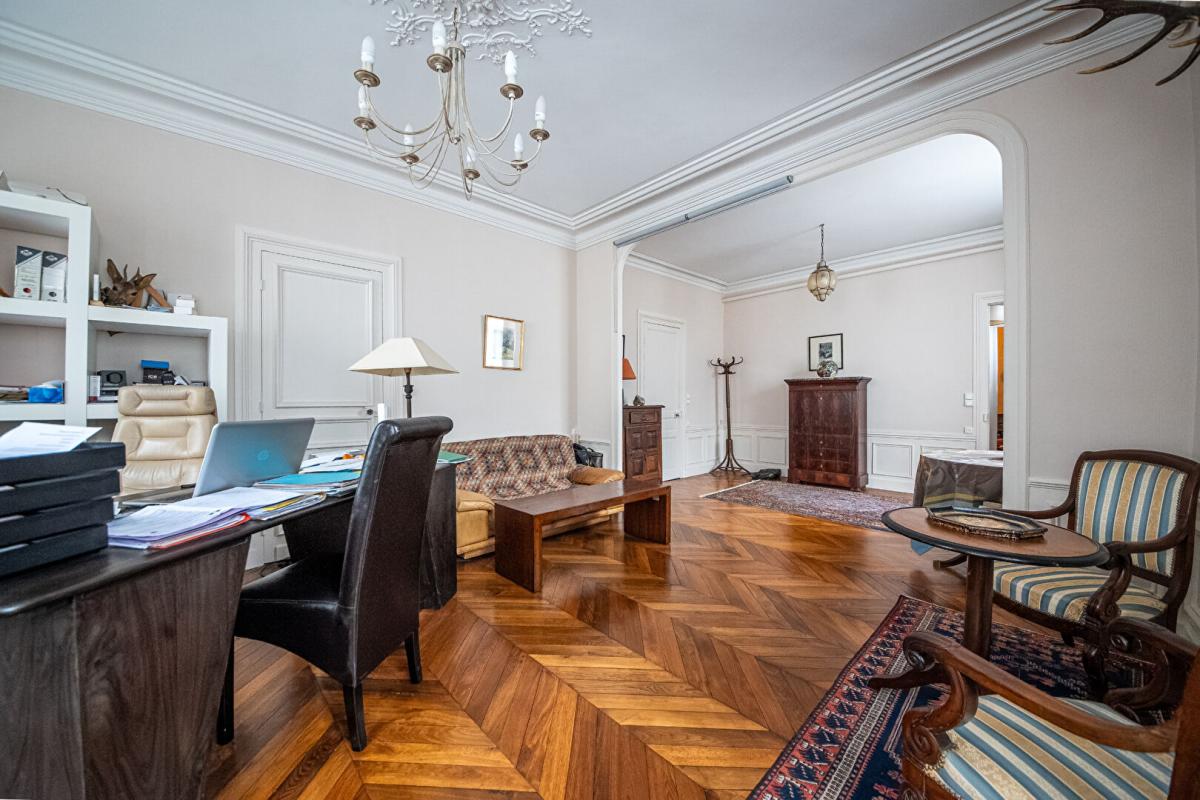 ALENCON Maison 19ème avec grand jardin et garage 6