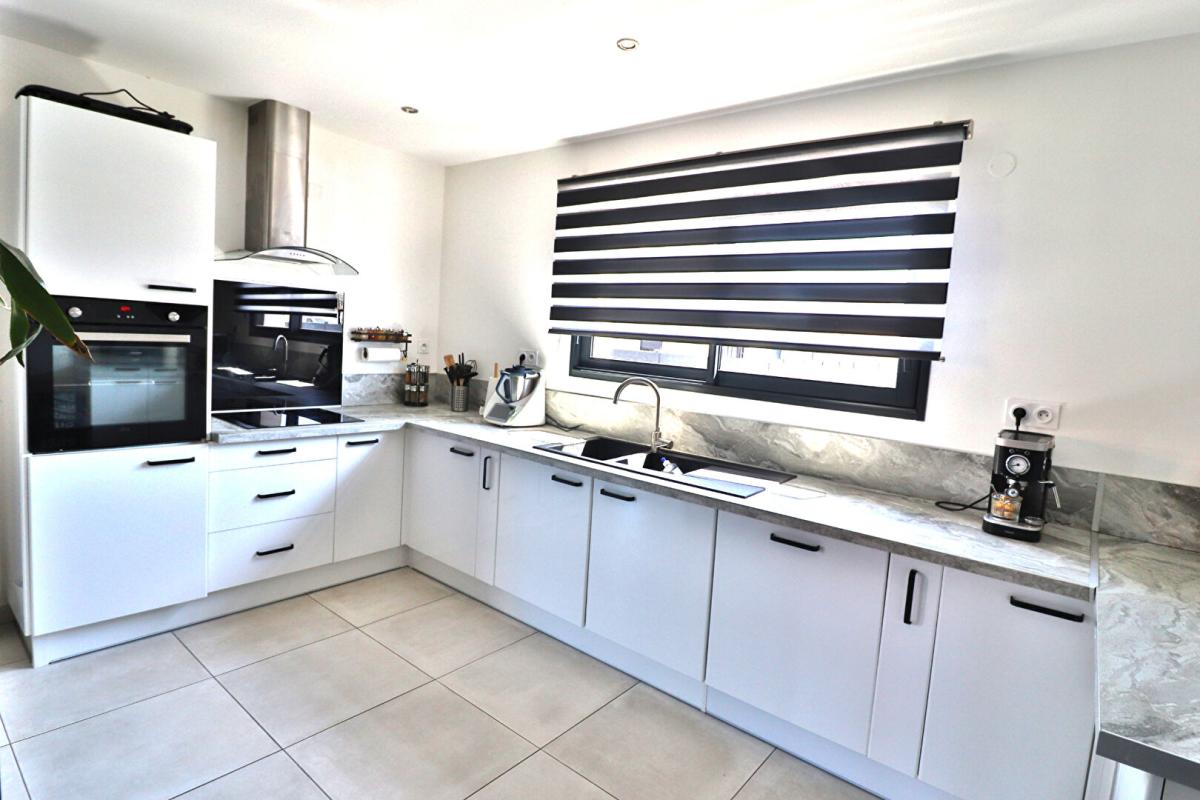 RIVESALTES Villa  4 pièce(s) 102 m2 sur un terrain de 336m² avec piscine 5