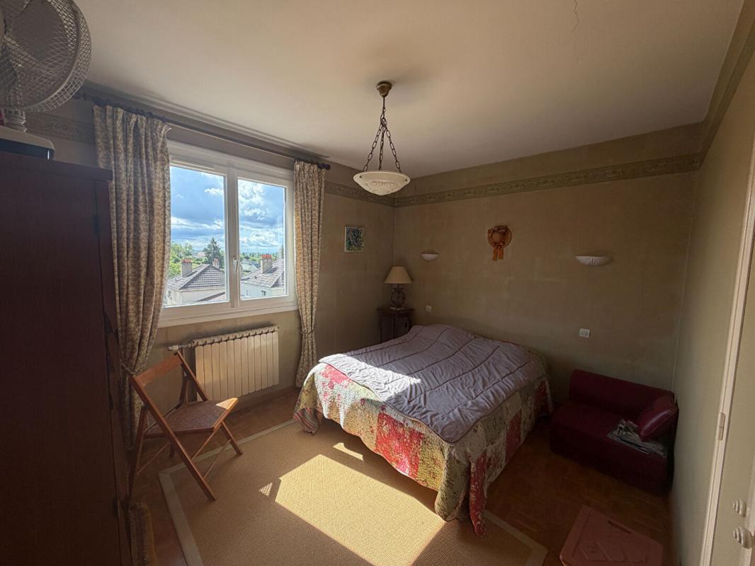 COULANGES-LES-NEVERS Maison Coulanges Les Nevers 4 pièce(s) 87 m2 8