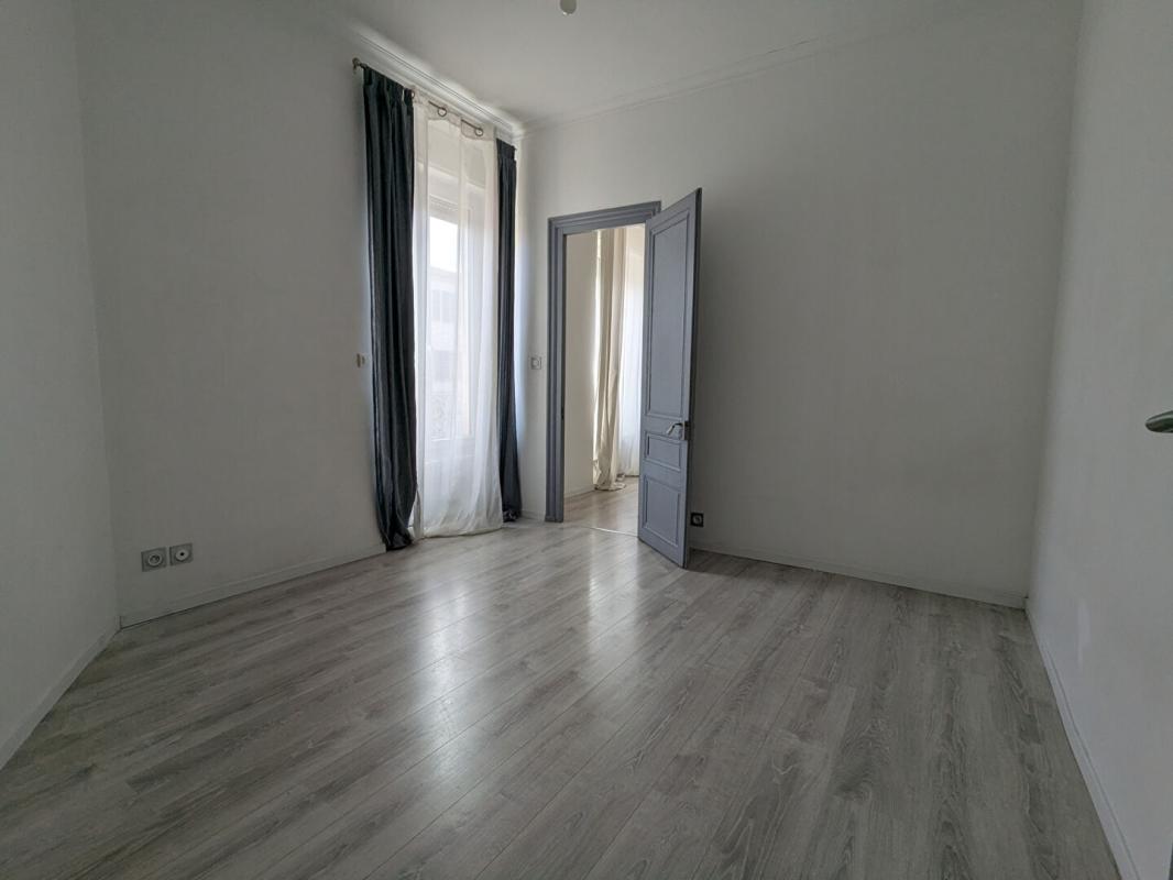 TASSIN-LA-DEMI-LUNE Appartement Tassin La Demi Lune 4 pièce(s) 85.78 m2 8