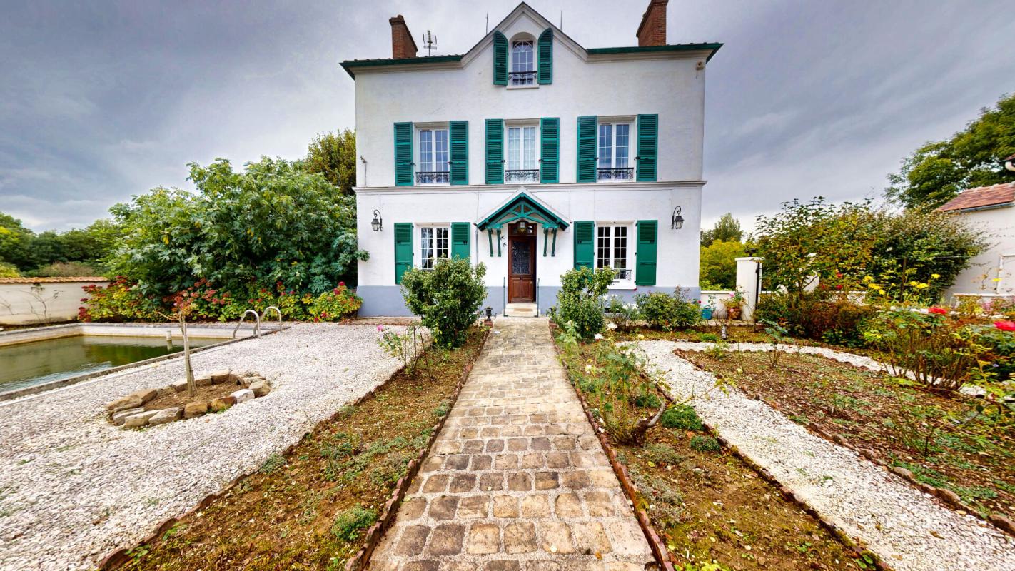 COULOMMIERS MAISON BOURGEOISE  229 M2 + dépendance 155 m2 PRIX  467900 1