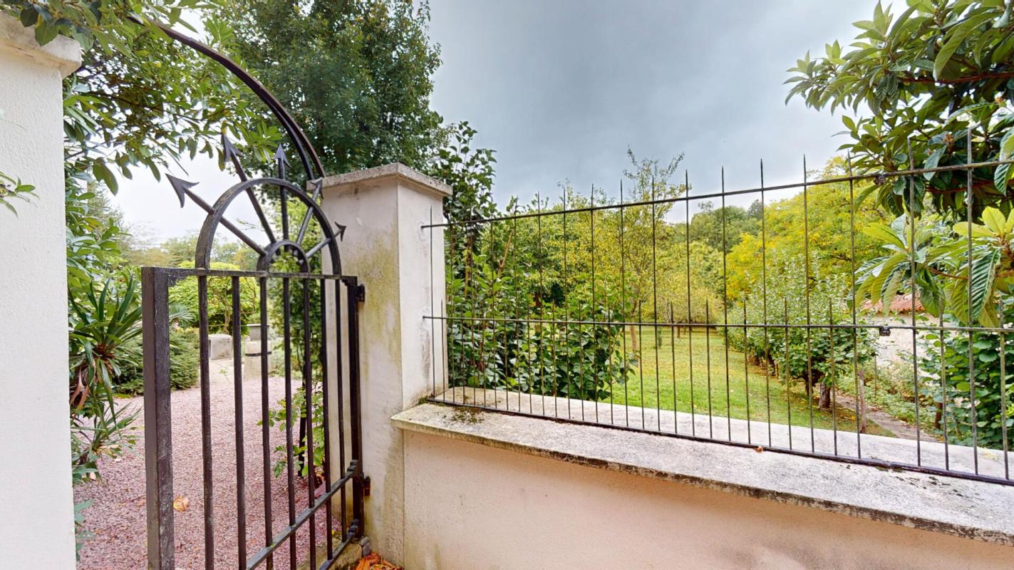 COULOMMIERS MAISON BOURGEOISE  229 M2 + dépendance 155 m2 PRIX  467900 13